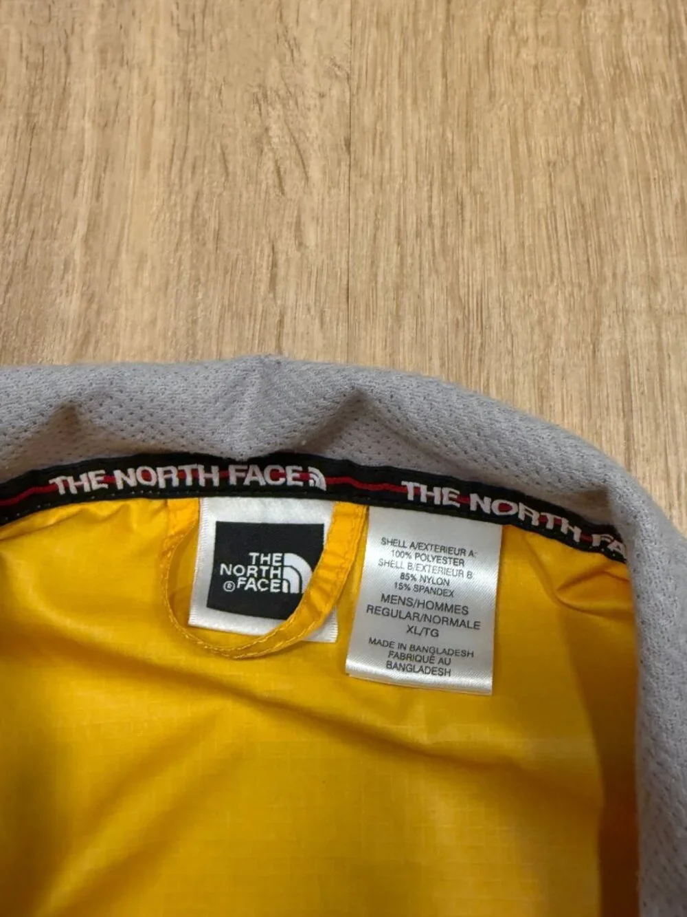 The North Face Mens Yellow Gray Sleeveless Wind Vest XL Lightweight Utility Full